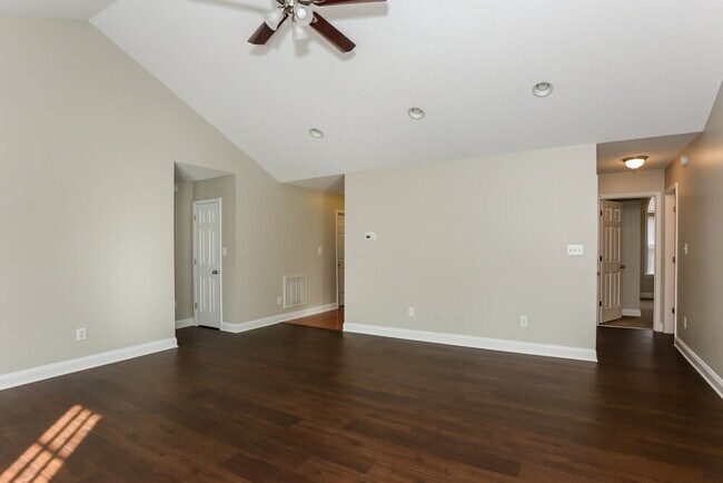 Building Photo - 8112 Poplar Grove Cir