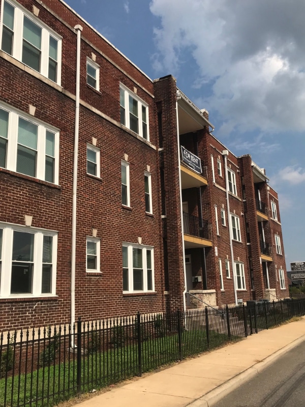 Building Photo - 606 N Roan St