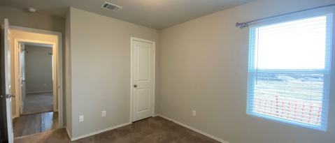 Building Photo - 10410 Waverunner-