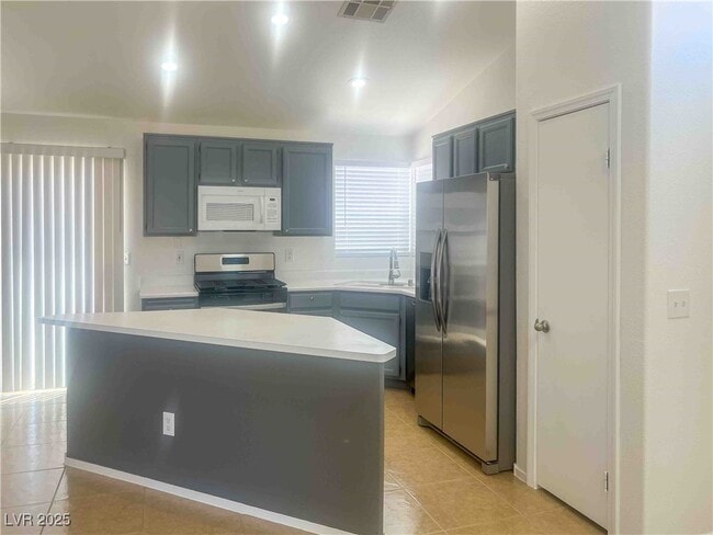 Building Photo - 2733 Fern Forest Ct