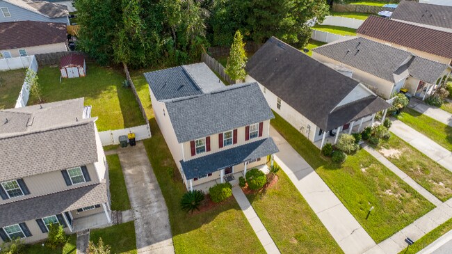 Building Photo - 29 Ristona Dr