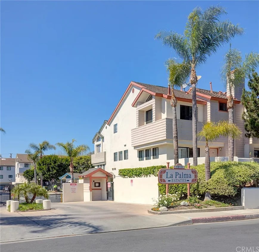 15111 Freeman Ave, Lawndale, CA 90260 Townhome Rentals in Lawndale CA