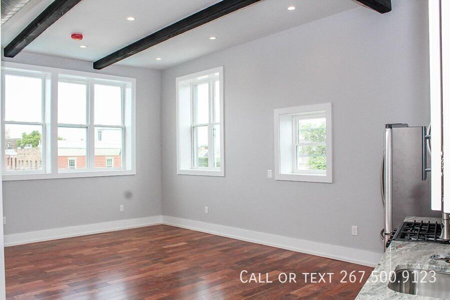 Photo - 1025 East Montgomery Ave-Unit 4