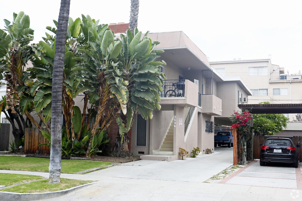 Foto principal - 3636 Empire Dr