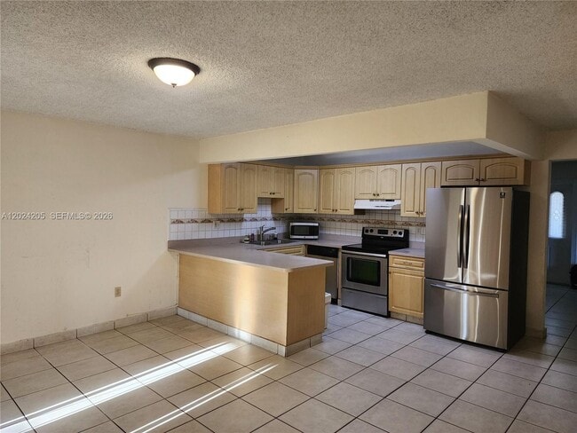 Photo - 120 SW 80th Ave House