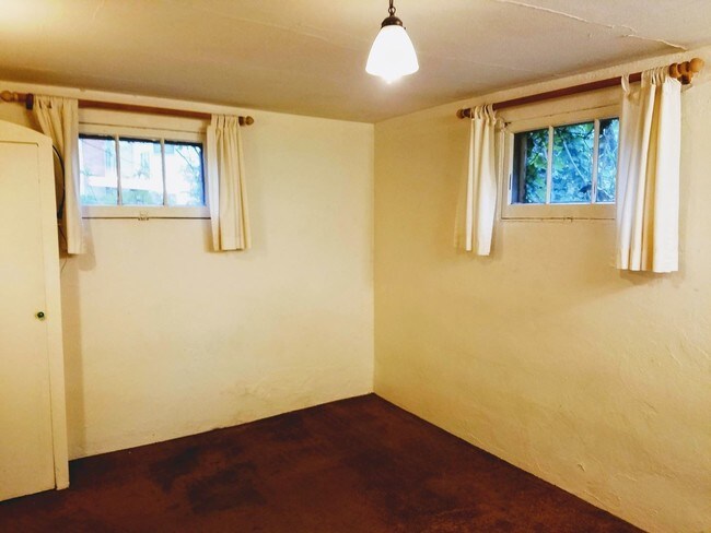 Building Photo - 1 br, 1 bath House - 1458 1/2 Pearl St #3