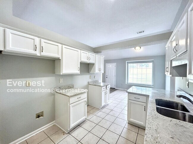 Foto del edificio - 3821 Richbrook Dr
