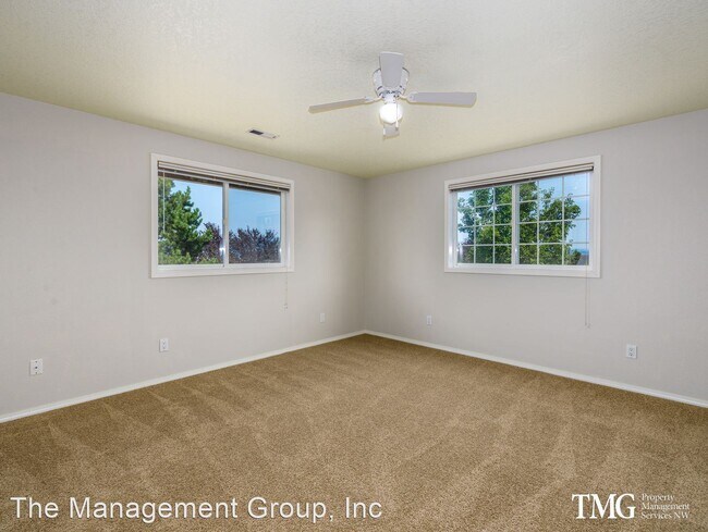 Foto del edificio - 3 br, 2.5 bath House - 1913 NW 31st Way