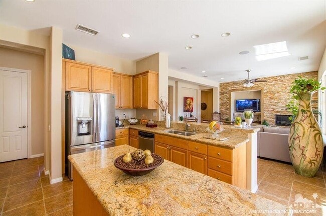 Building Photo - 129 Tesori Drive, Palm Desert, CA 92211 - ...