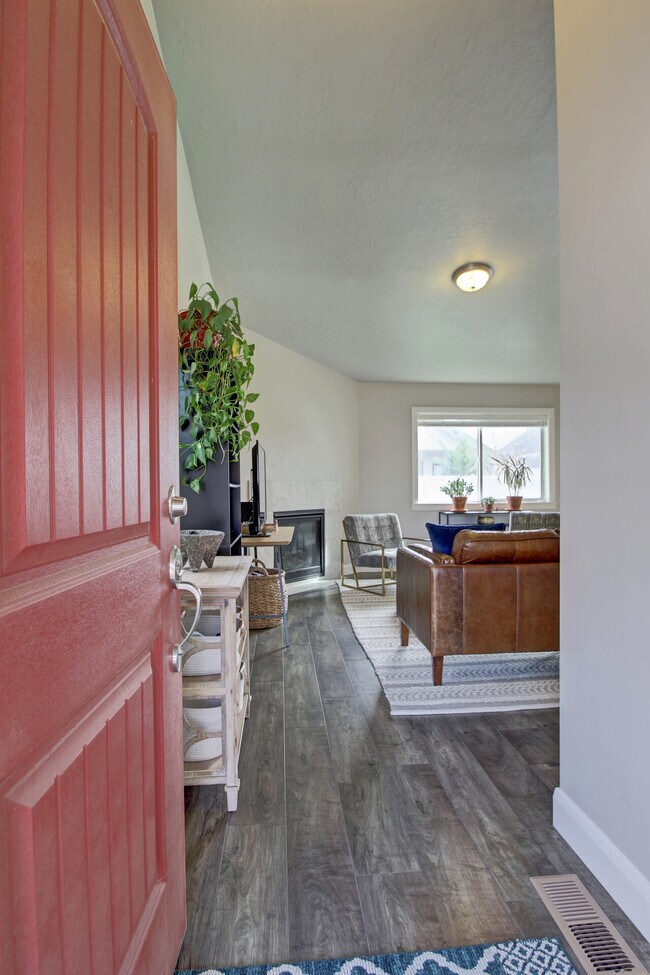 Christian Ave. House Rental in Meridian, ID