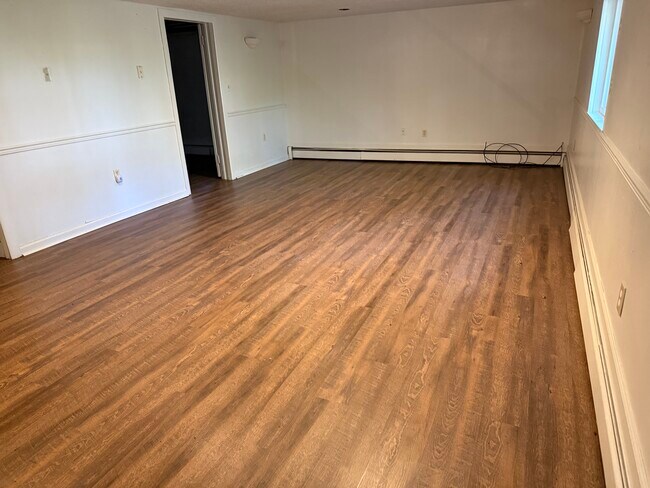 Foto del edificio - 6088 Church Rd