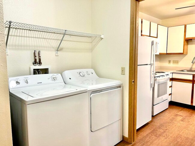 Interior Photo - Stone Creek Apartments