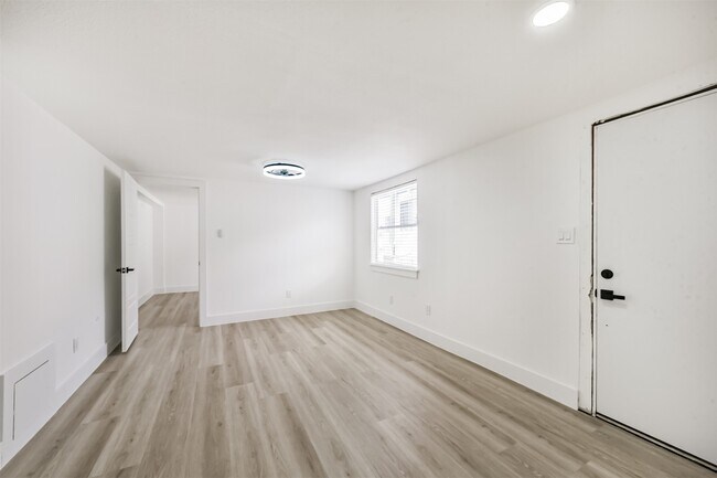 Foto del edificio - 4605 Norhill Blvd