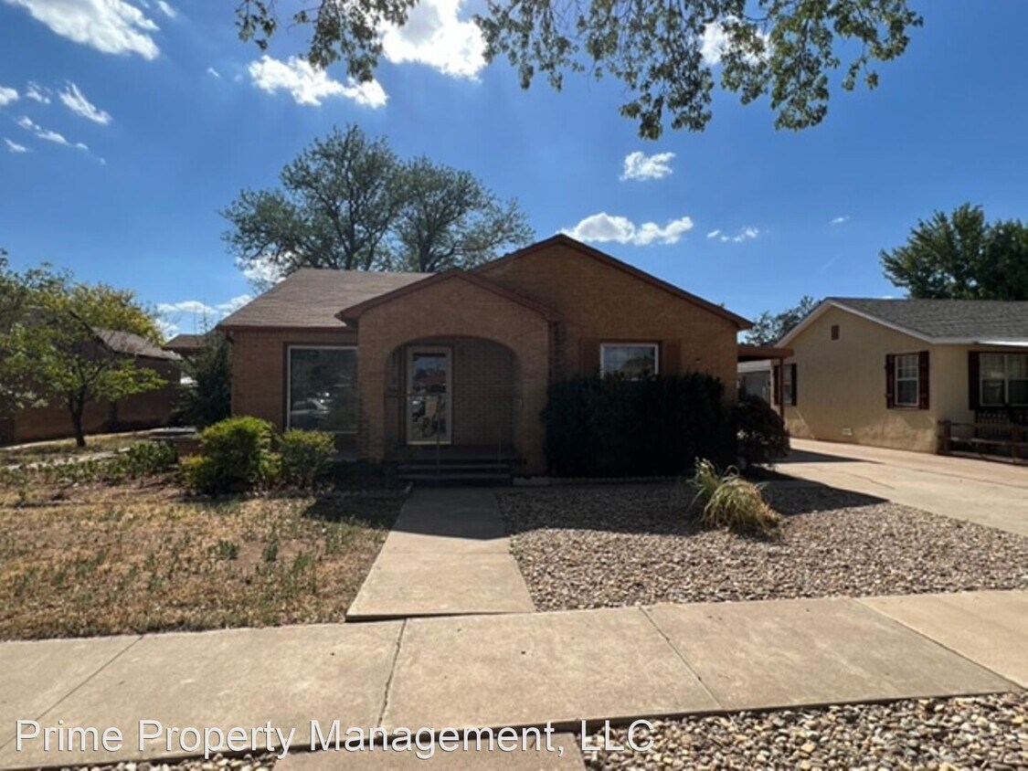 3 br, 1.5 bath House 2000 Wallace St. House for Rent in Clovis, NM