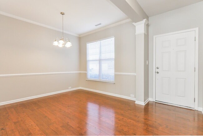 Foto del edificio - 698 Shefford Town Dr