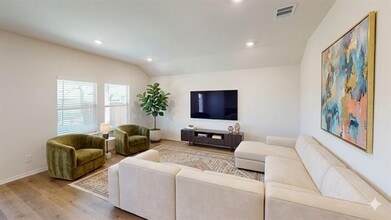 Building Photo - 13169 Dawson Dr