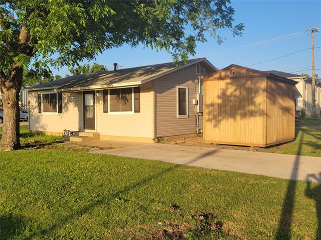 Building Photo - 119 N Main St