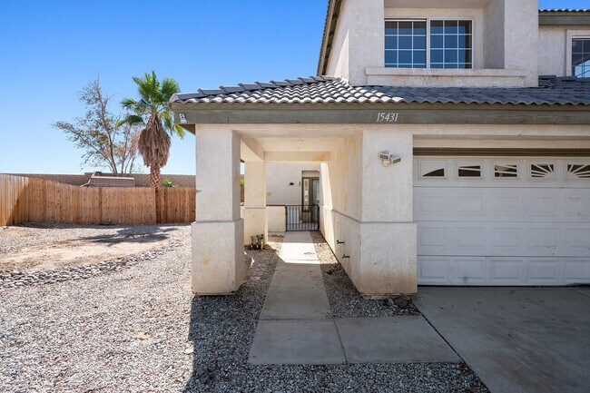 Building Photo - 15431 Ventura Ln