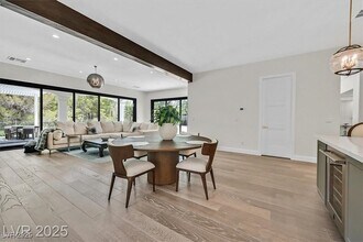 Building Photo - 11906 Port Labelle Dr