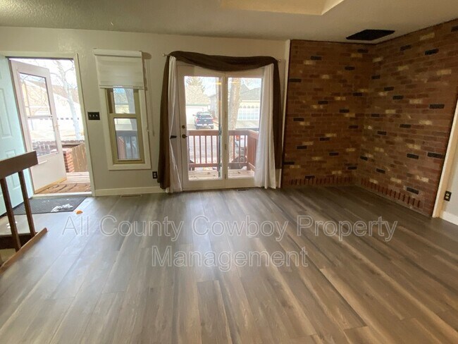 Foto del edificio - 1150 N 18th St