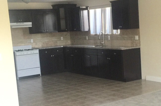 Foto del edificio - 152 E 120th St