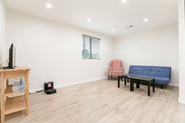 Foto del edificio - 1411 Coolidge Ave
