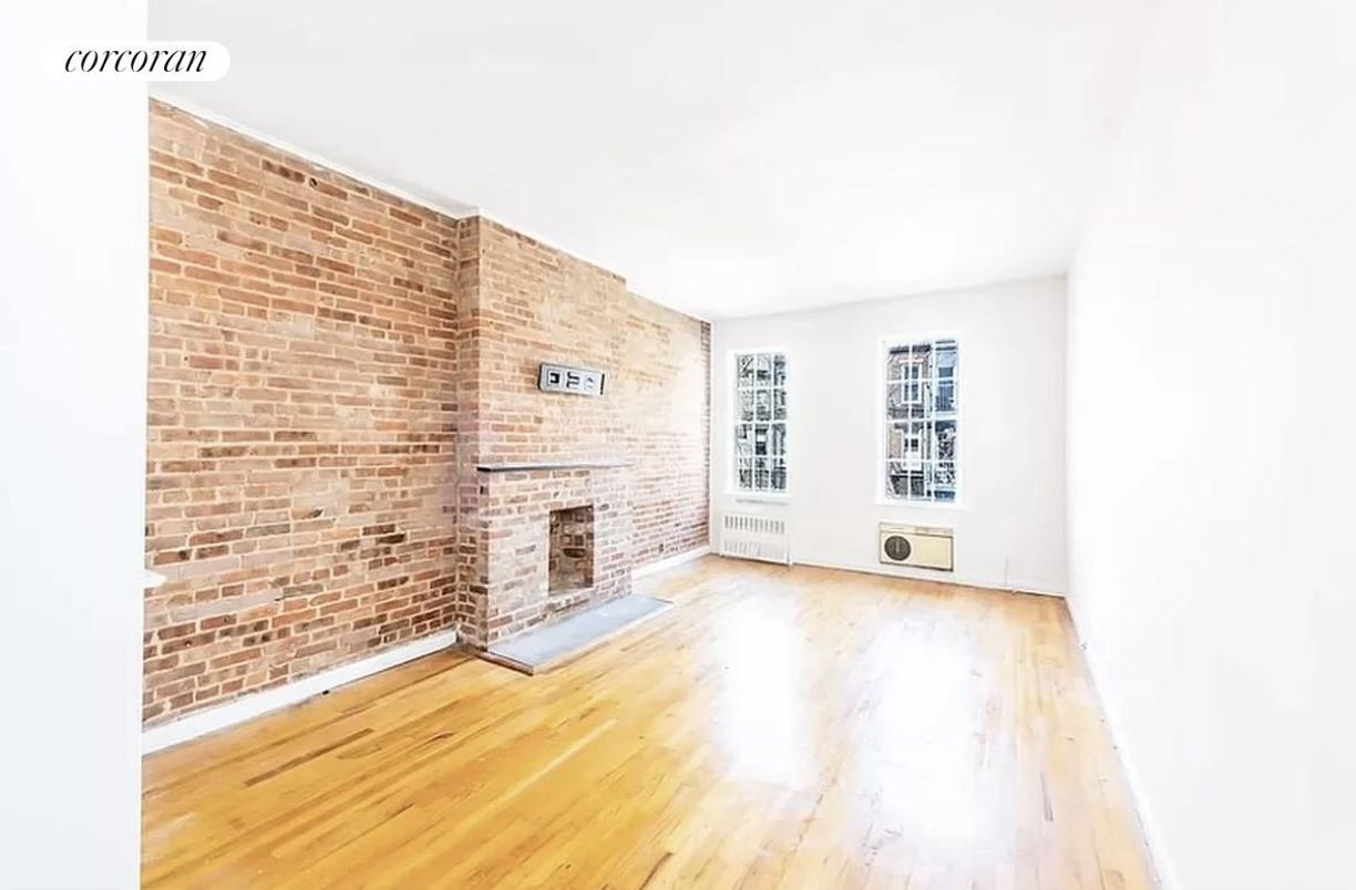 Foto principal - 409 E 87th St