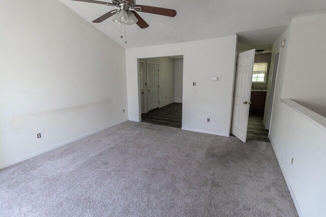 Building Photo - 3903 Olympic Ct