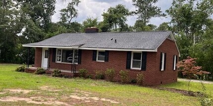 Building Photo - 202 Silver Bluff Rd