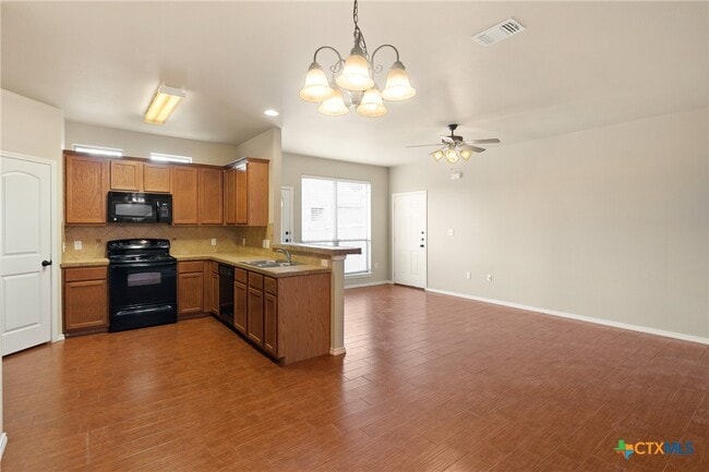 Building Photo - 314 Rosalie Dr