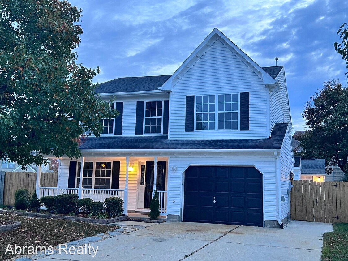 4 br, 2.5 bath House 3537 Mare Lane House Rental in Virginia Beach