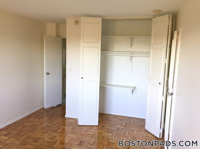 Foto del edificio - 185 Freeman St