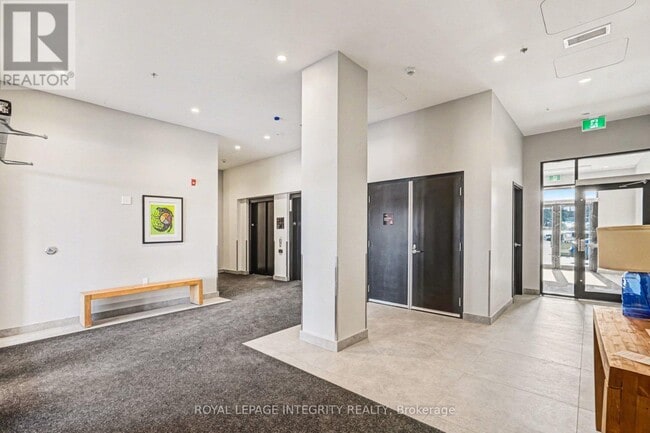 Building Photo - 1350 Hemlock Rd