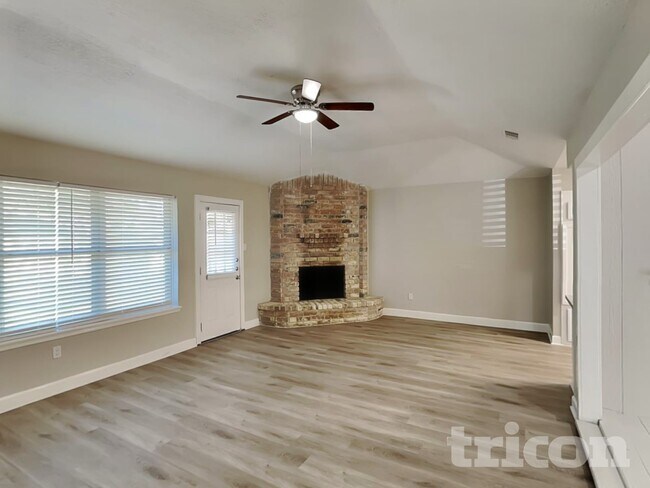 Foto del edificio - 5507 Bridgegate Dr