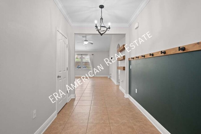 Building Photo - 321 Scotch Pine Ln