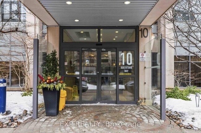 Photo du bâtiment - 10 Northtown Way