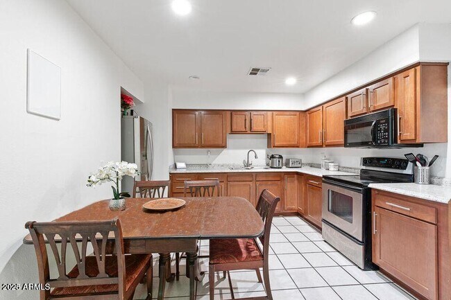 Foto del edificio - 3307 N 59th Ave