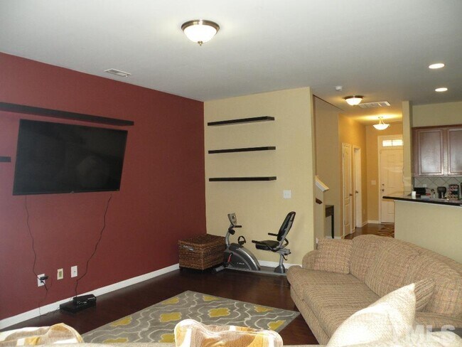 Foto del edificio - 530 Panorama Park Pl
