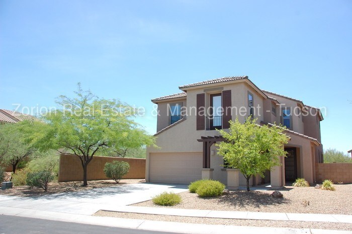 Primary Photo - Beauty in the Heart of Oro Valley!!