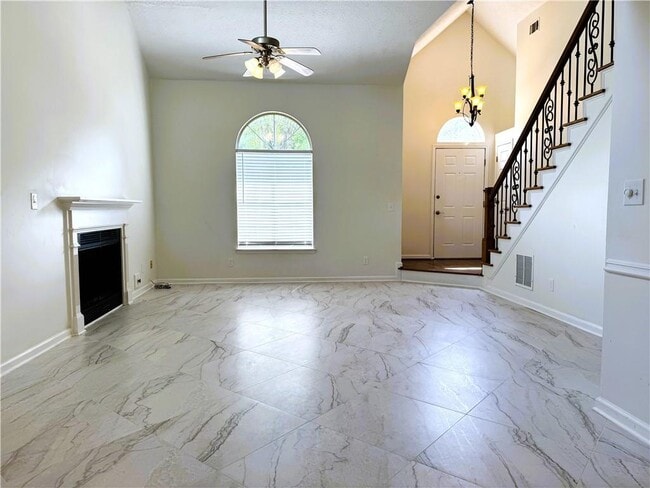 Building Photo - 2290 Honeycomb Ct