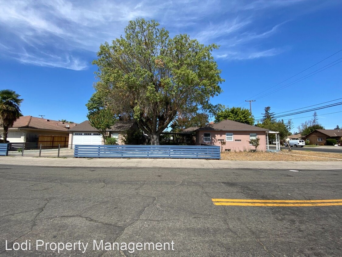 1321 S Hutchins St, Lodi, CA 95240 - House Rental in Lodi, CA ...