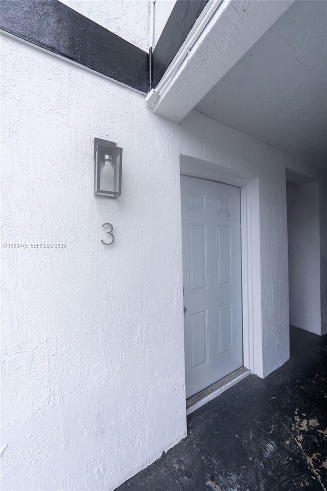 Foto del edificio - 3417 NW 22nd Ave