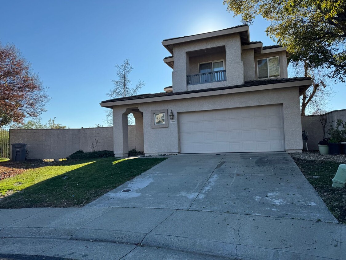 Foto principal - Beautiful Rocklin home on Cul-de-sac