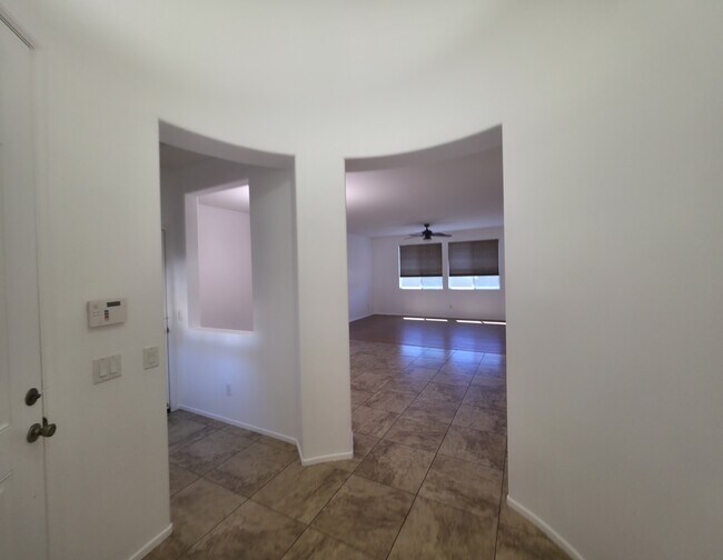 Foto del edificio - 79889 Swansea Ave