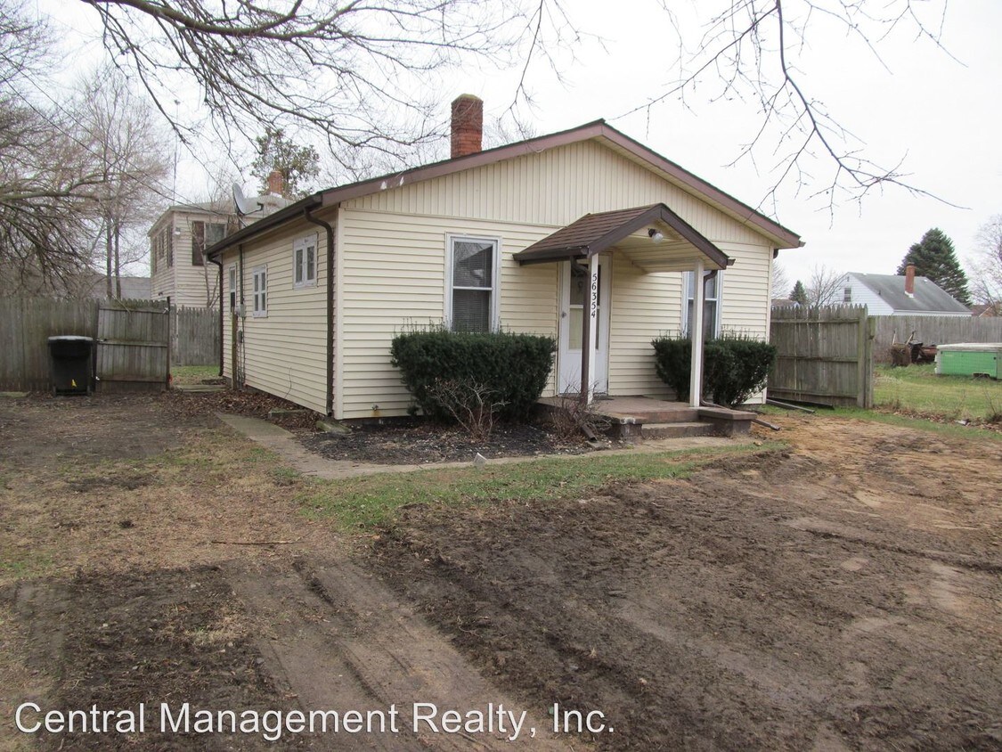 Foto principal - 2 br, 1 bath House - 56354 Butternut Rd
