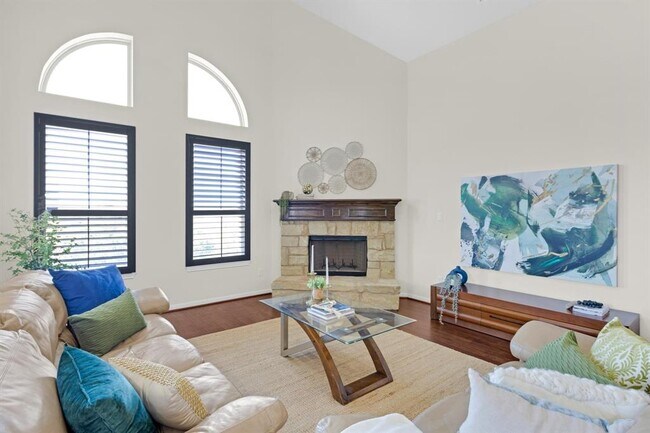 Building Photo - 687 Ledge Stone Dr