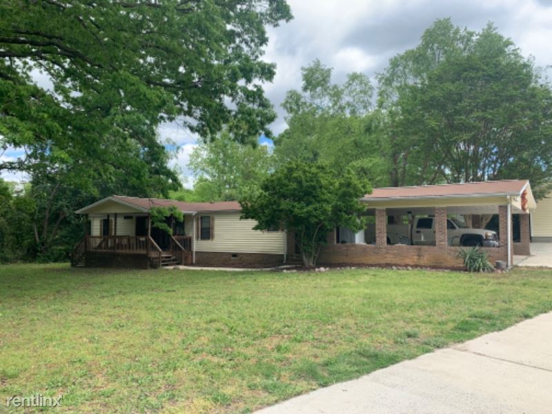 3220 Piney Grove Rd, Kernersville, NC 27284 House Rental in