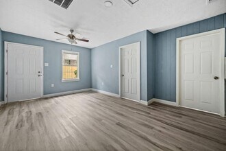 Building Photo - 3425 Nettleton St