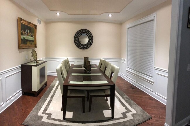 Foto del edificio - 2727 Sweetbroom Ct