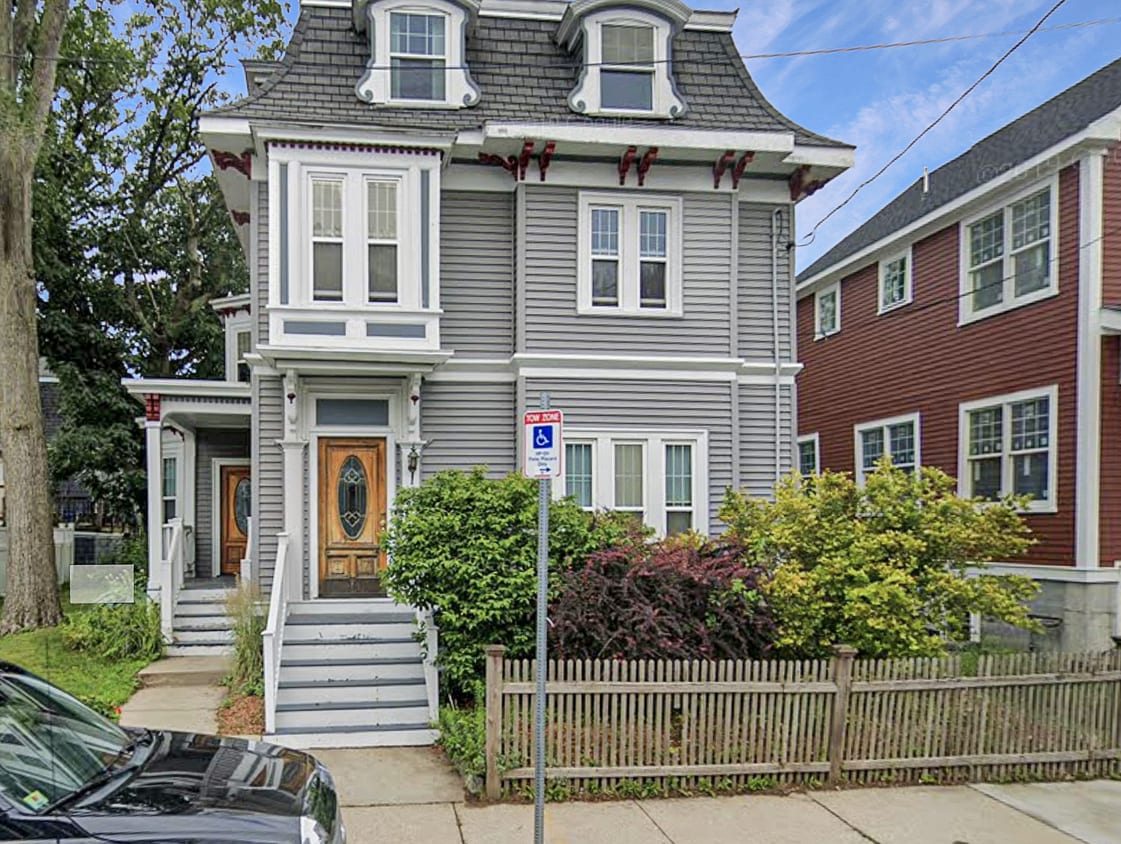 Primary Photo - 34 Port Norfolk St